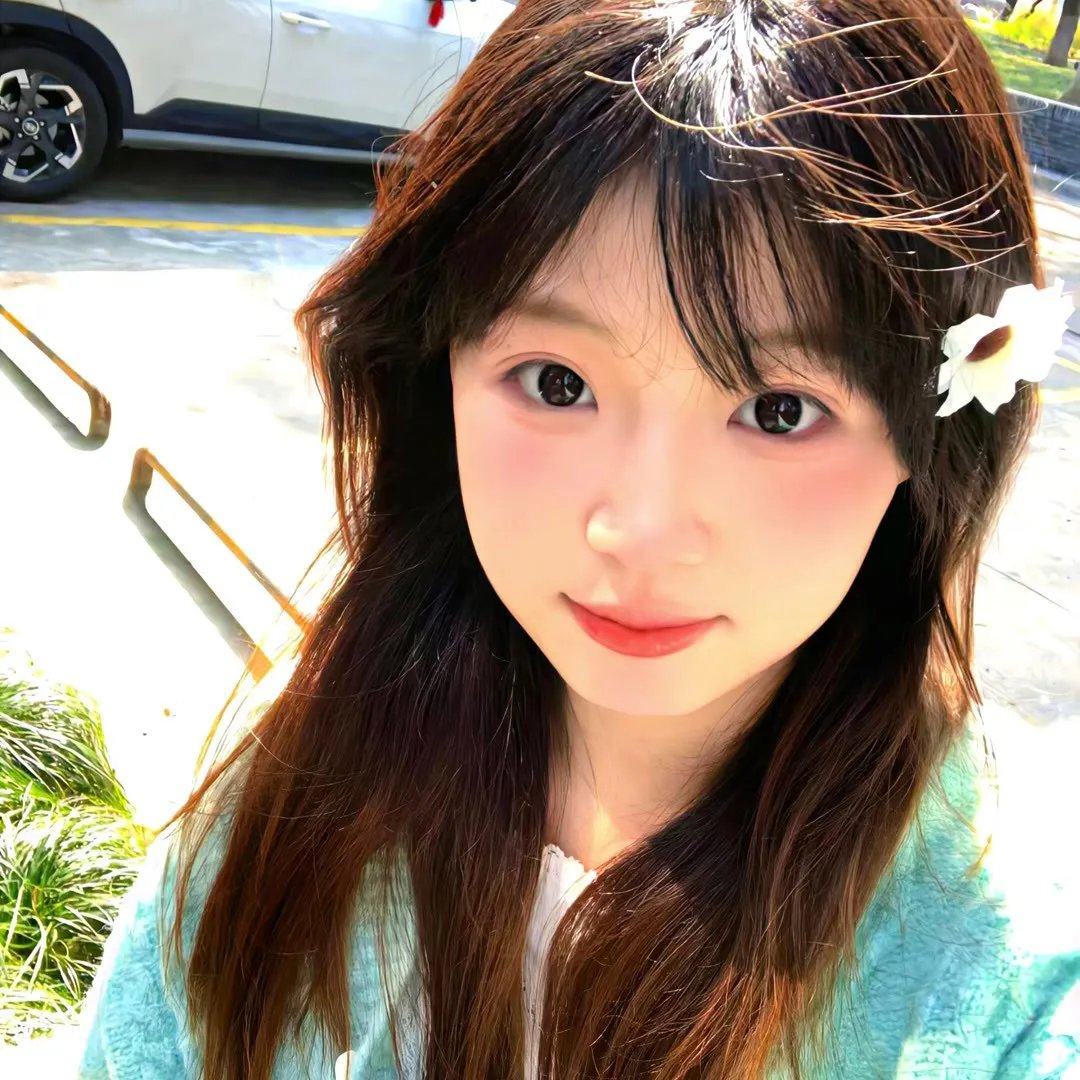 淡蓝琥珀